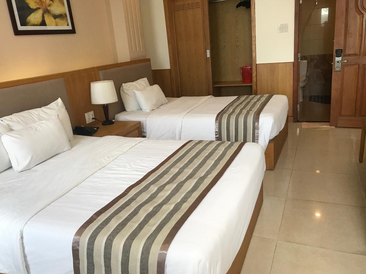 Elegant Hotel Pleiku Eksteriør bilde